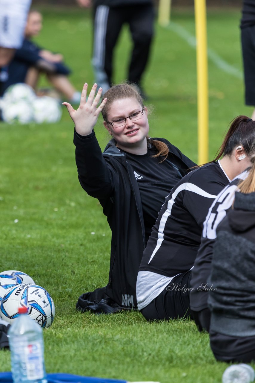 Bild 246 - Frauen SV Henstedt Ulzburg 3 - Bramfeld 3 : Ergebnis: 5:1